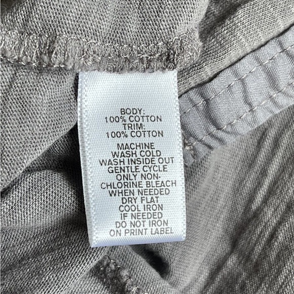 LOFT Ruffle Blouse - Picture 5 of 5